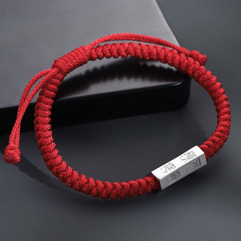 Carmiora-Buchstabengravur-Segen-Schnurarmband