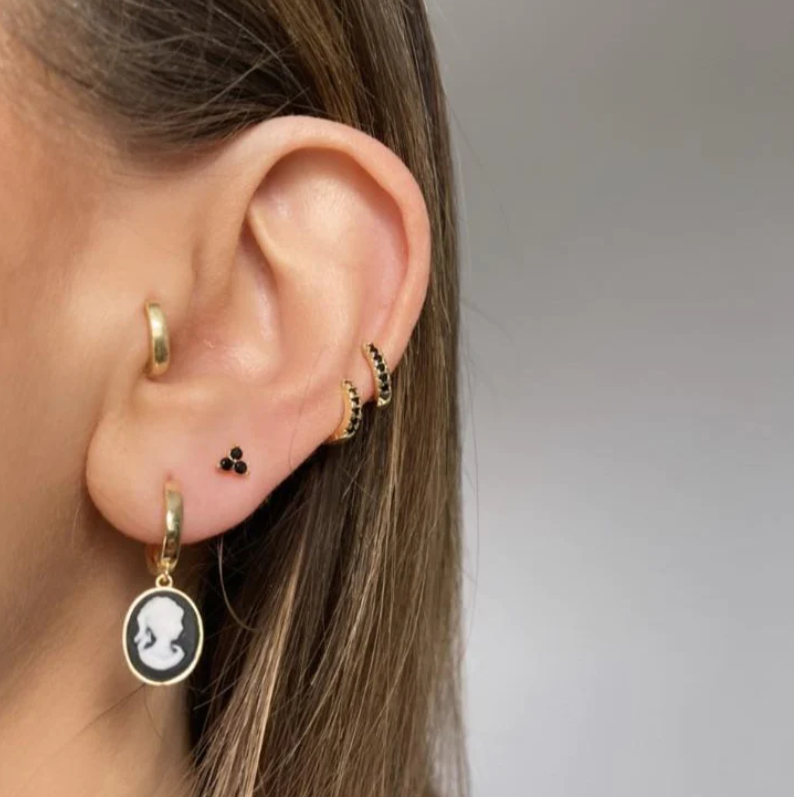 Carmiora - Mitternacht funkelnde Ohrstecker