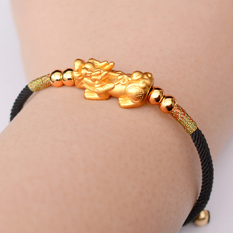 Carmiora 24K vergoldetes PiXiu Luck Red String Armband