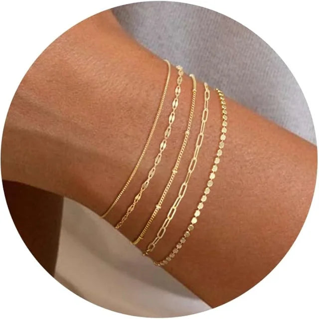Goldfarbenes Fußkettchen-Stapelarmband für Damen