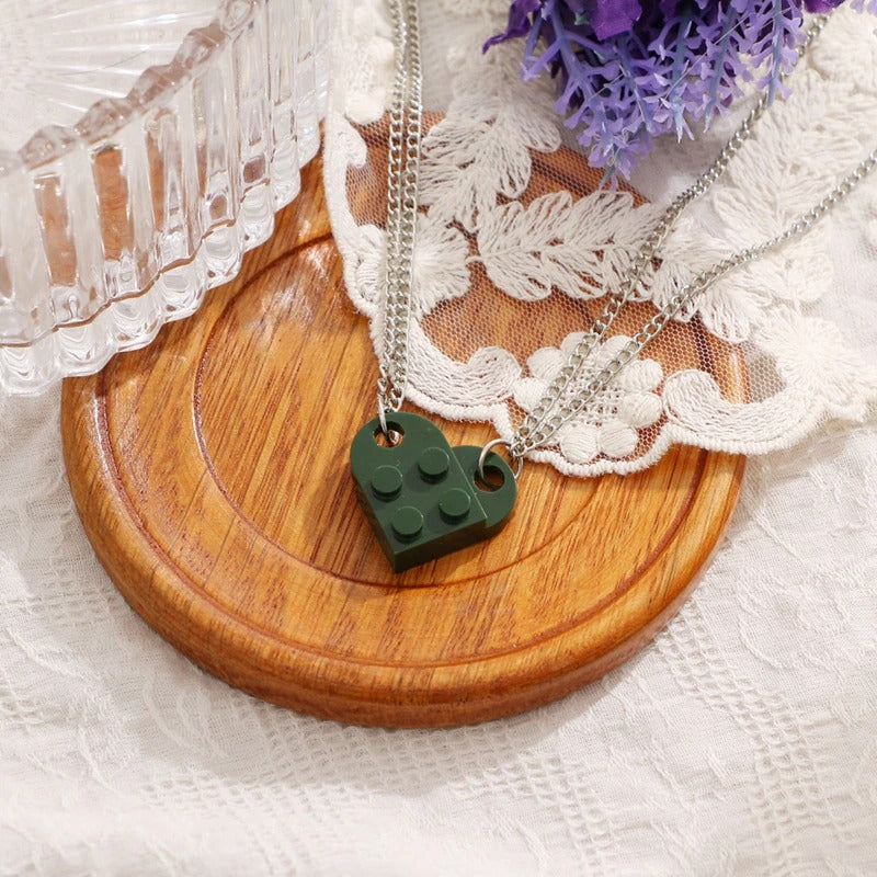 2-teilige Halsketten mit Anhängern aus Legosteinen mit Herzmotiv und Freundschaftssymbol