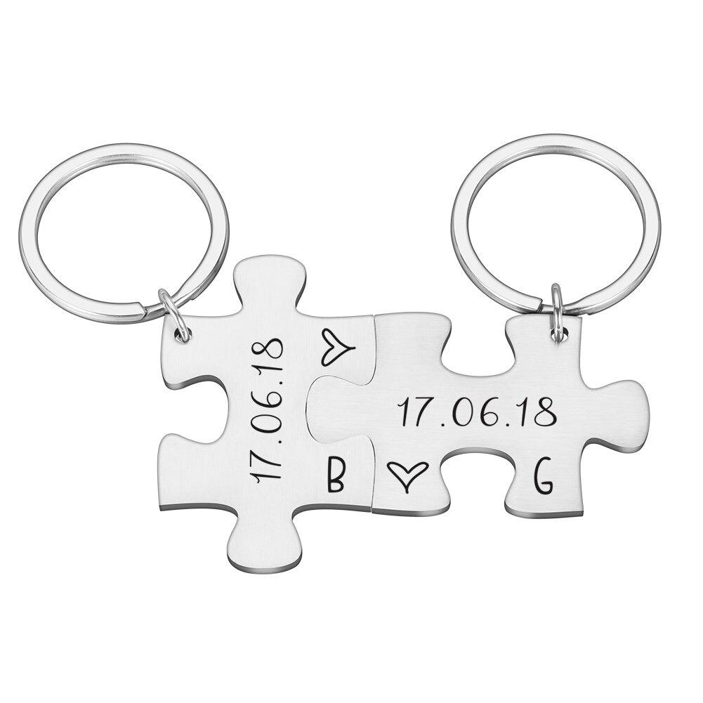 2-teiliger personalisierter Puzzle-Schlüsselanhänger mit Initialen und Jahrestagsdatum für Paare