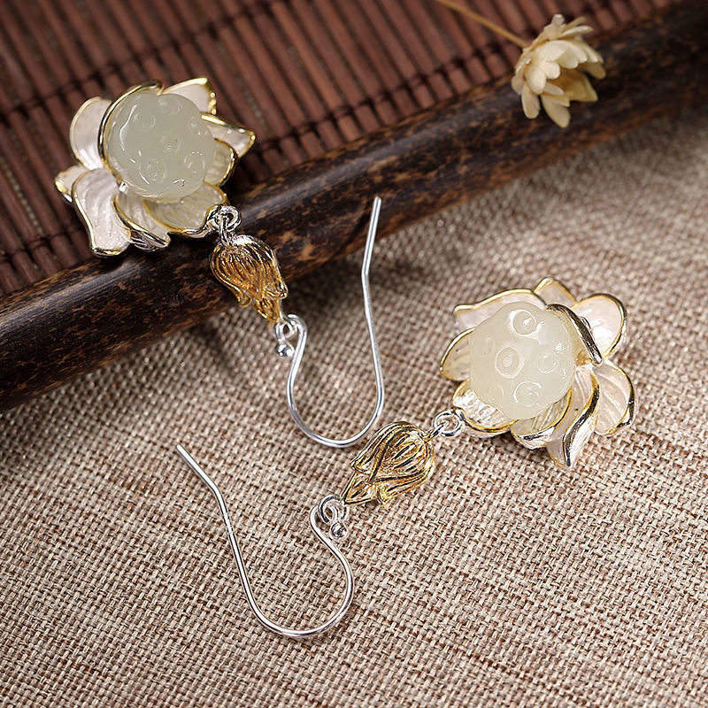 Carmiora White Jade Protection Harmony Drop Ohrringe