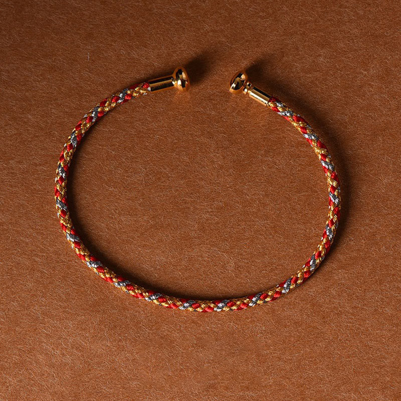 Carmiora Schlichtes Design, handgefertigtes Glücksgeflecht-Manschettenarmband