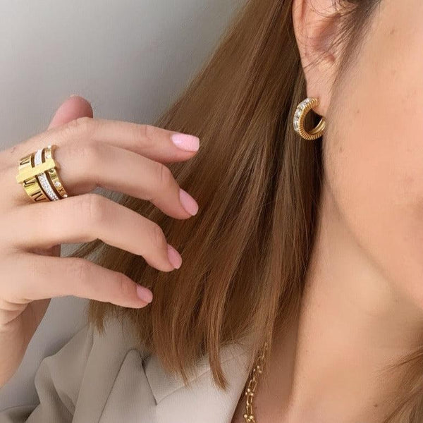 3-fach gestapelter römischer Zirkonia-Drehring