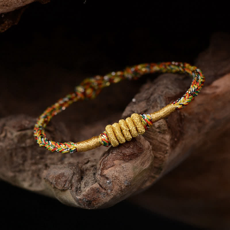 Handgefertigtes, farbenfrohes Carmiora-Armband mit King-Kong-Knotenschutz