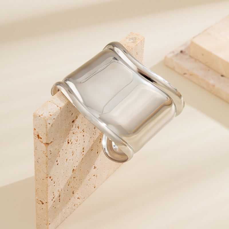 Wellen Armreif Dünn