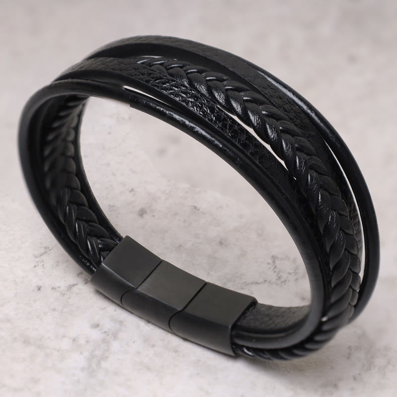 Carmiora natürliches Lavagestein-Lederarmband mit schwarzen Onyxperlen