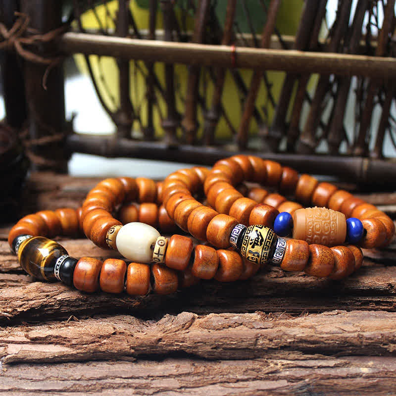 Carmiora tibetisches Yak-Knochen-Armband Om Mani Padme Hum