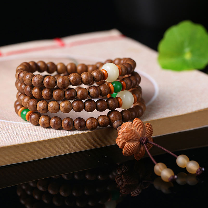 Carmiora 108 Mala Perlen Adlerholz Weiße Jade Lotus Gebet Meditationsarmband