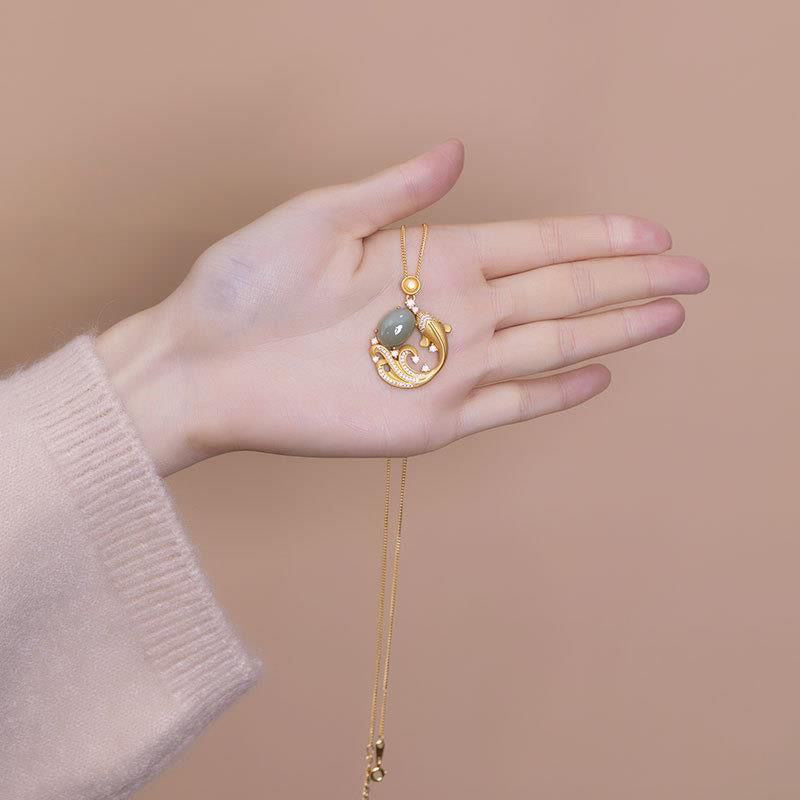 Carmiora Cyan Jade Koi Fisch Heilung Ruhe Halskette Anhänger