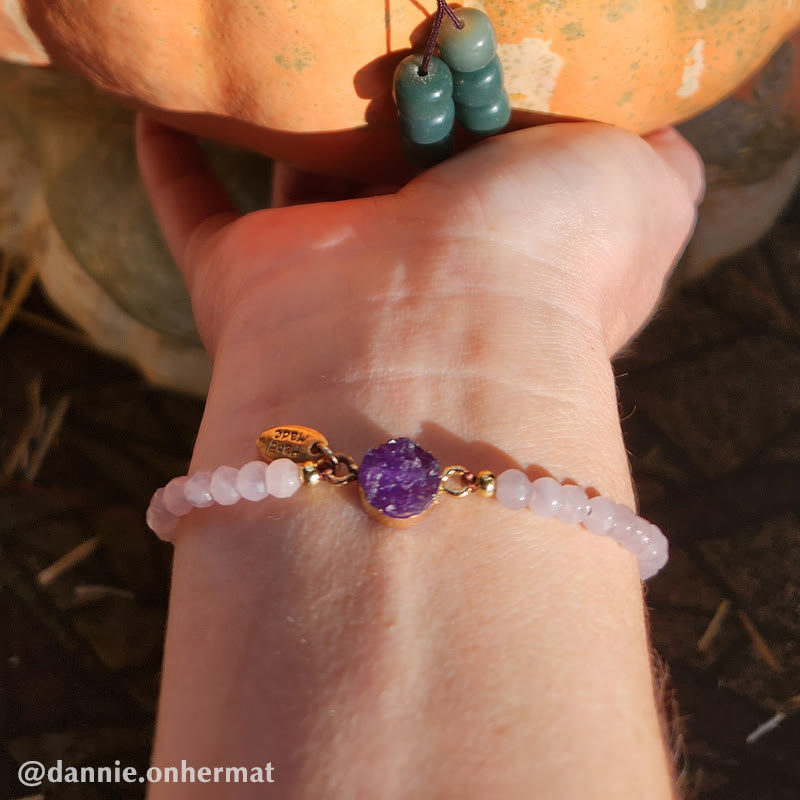 Carmiora natürliches Kristall-Charm-Glücksheilungs-Armband