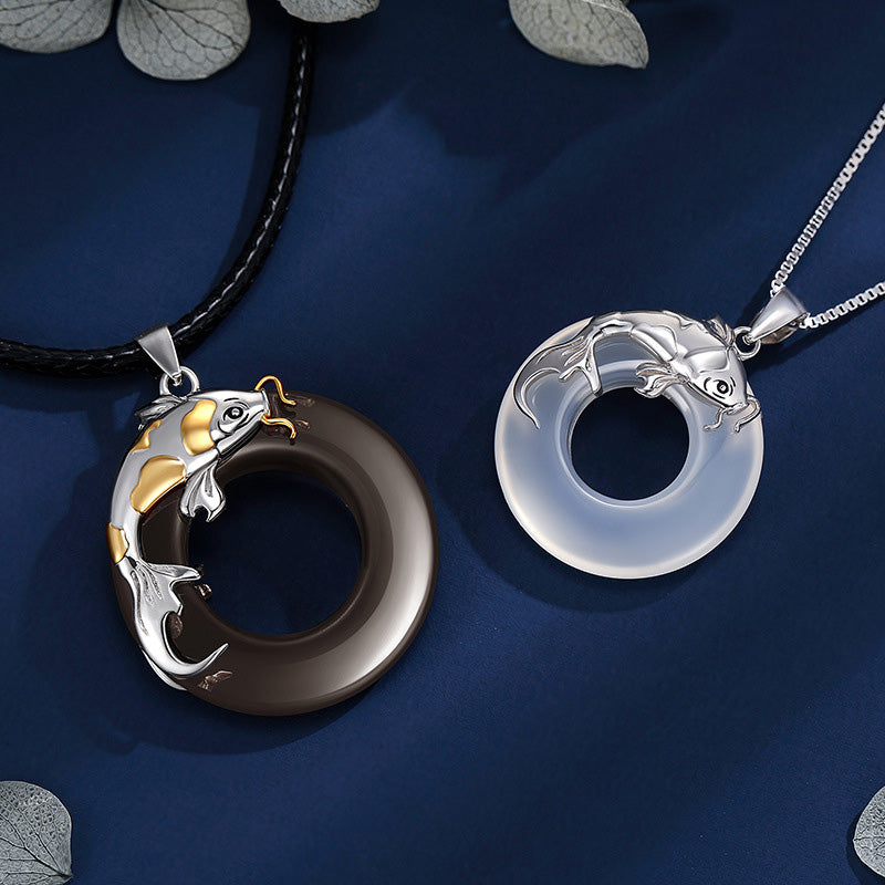 Carmiora-Mondstein, schwarzer Obsidian, Koi-Fisch, heilender Liebes-Halsketten-Anhänger