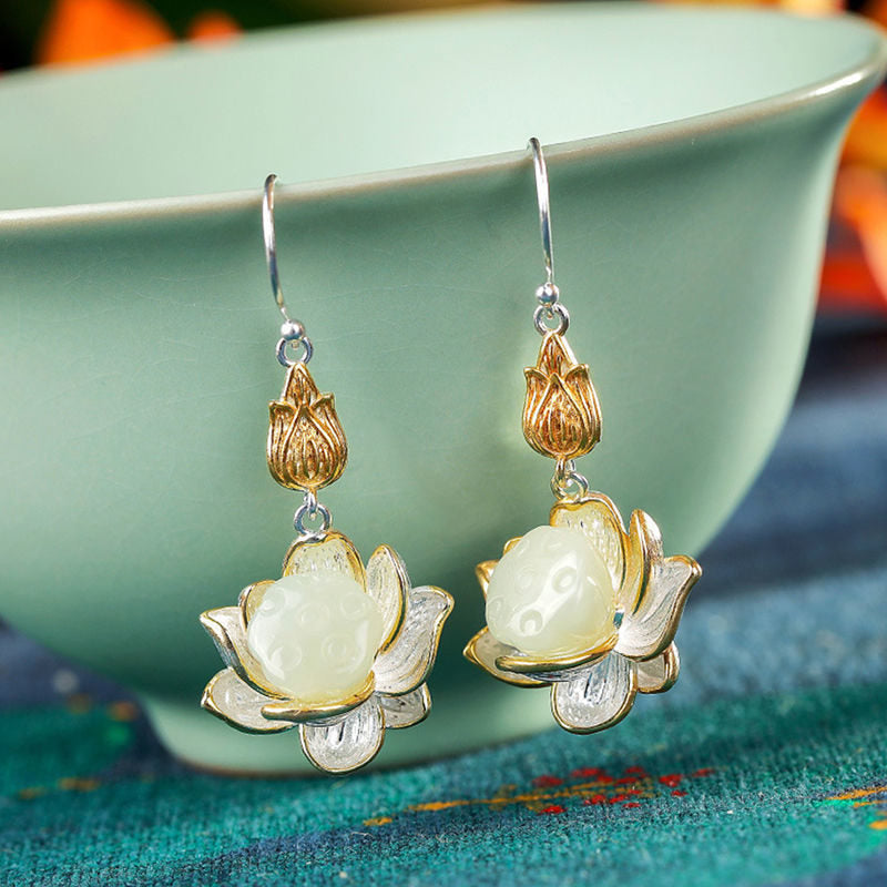 Carmiora White Jade Protection Harmony Drop Ohrringe