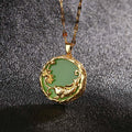 Carmiora Halskette mit Anhänger aus natürlichem Jade, Koi-Fisch, Lotus, Glück