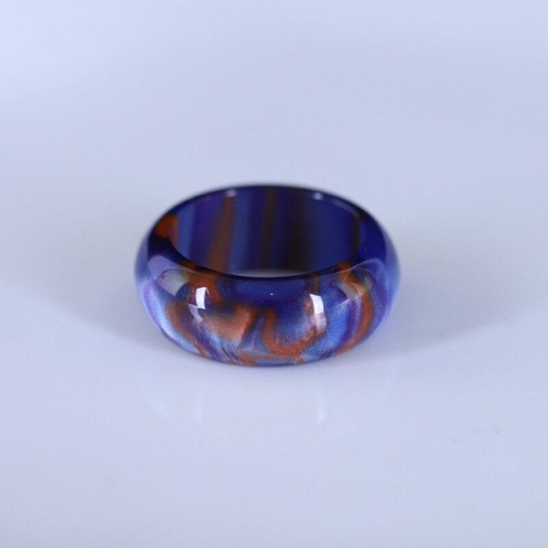 Bunte dicke und runde Harzringe mit Marmormuster