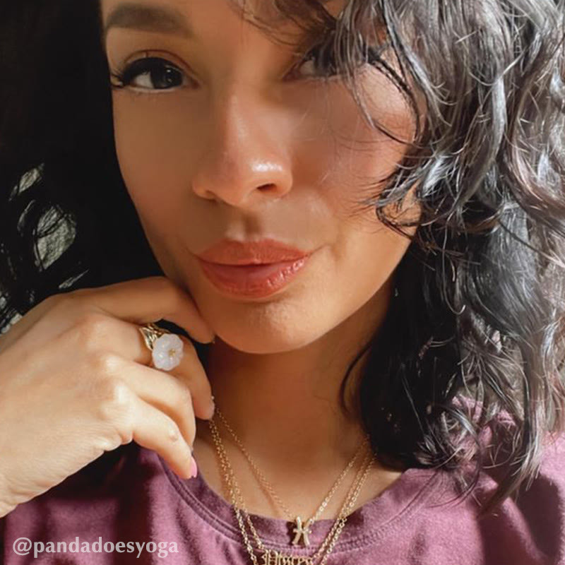 Carmiora 925 versilberter Kupfer-Weiß-Jade-Glücksring mit Pflaumenblütenblatt