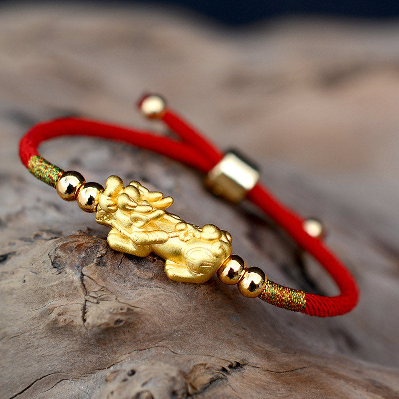 Carmiora 24K vergoldetes PiXiu Luck Red String Armband