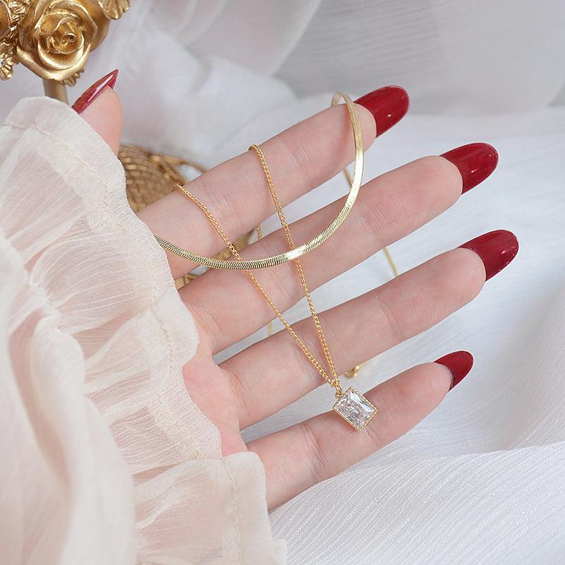 9 bis 5 Doppelstrang-Halskette