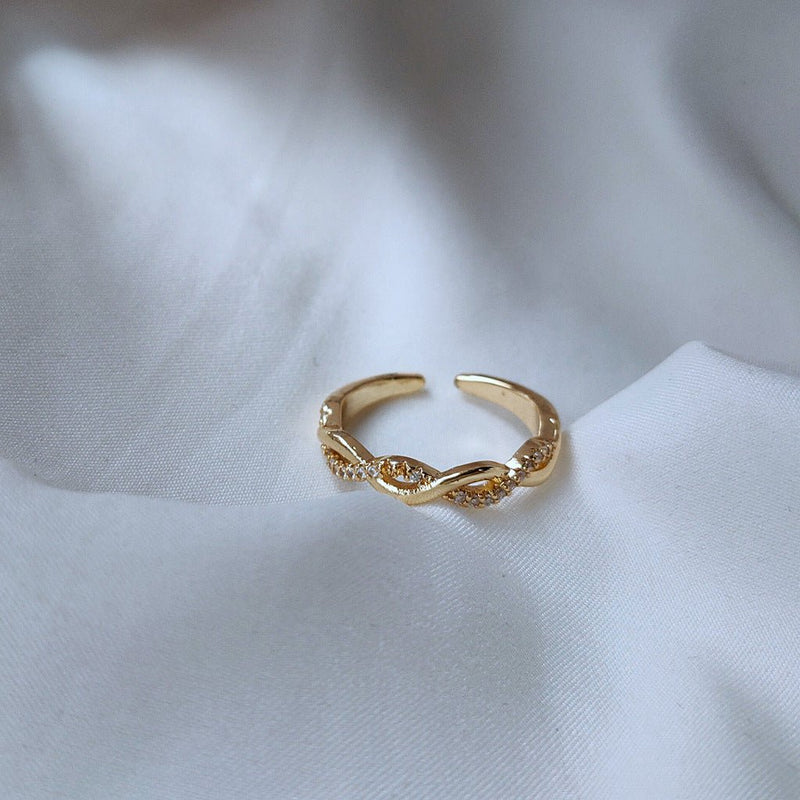 9 bis 5 Ring - Elaine