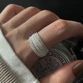 Stilvoller mehrreihiger Silberring - Elegantes breites Band, strukturierter Lagenschmuck