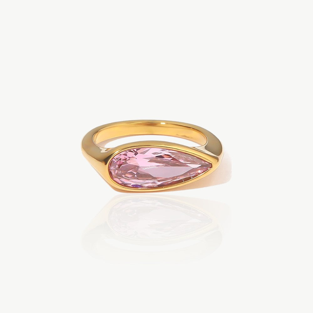Goldring mit rosa Stein