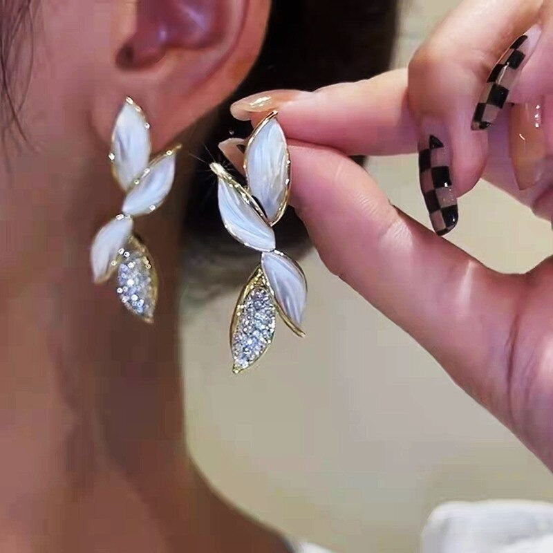 Trendy süße Mode Plüsch Hase Ohrringe für Frauen