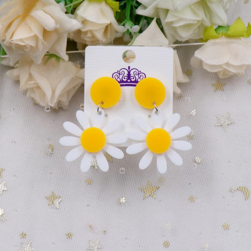 Acryl-Ohrringe mit Gänseblümchen-Motiv