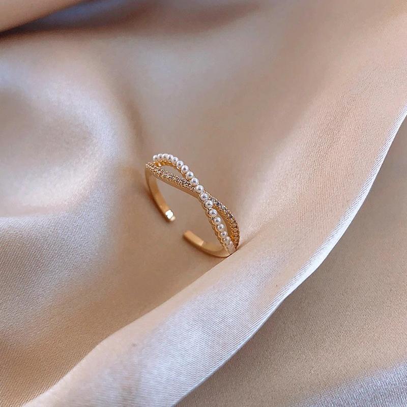 Verstellbare Infinity-Ringe mit Strasssteinen und Perlen
