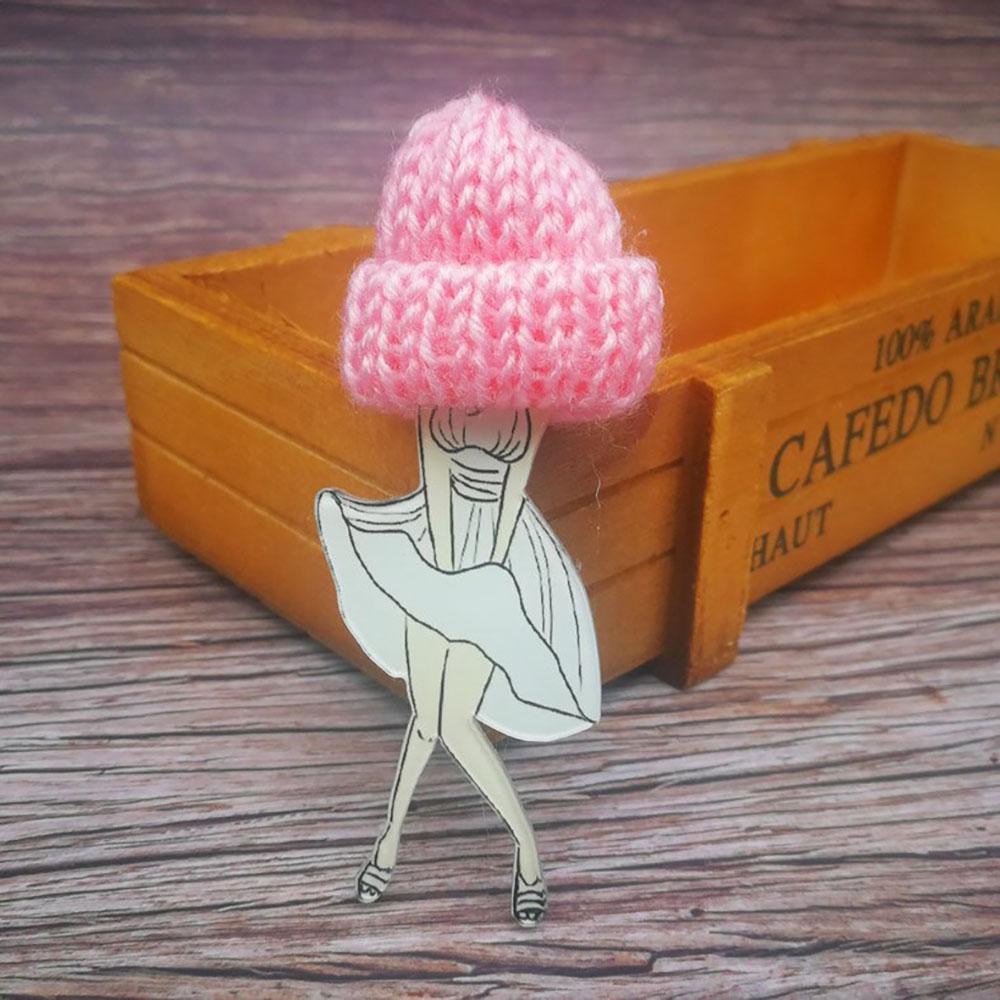 Entzückende Mädchen Cartoon Modelle Pompom Brosche Pins Zubehör