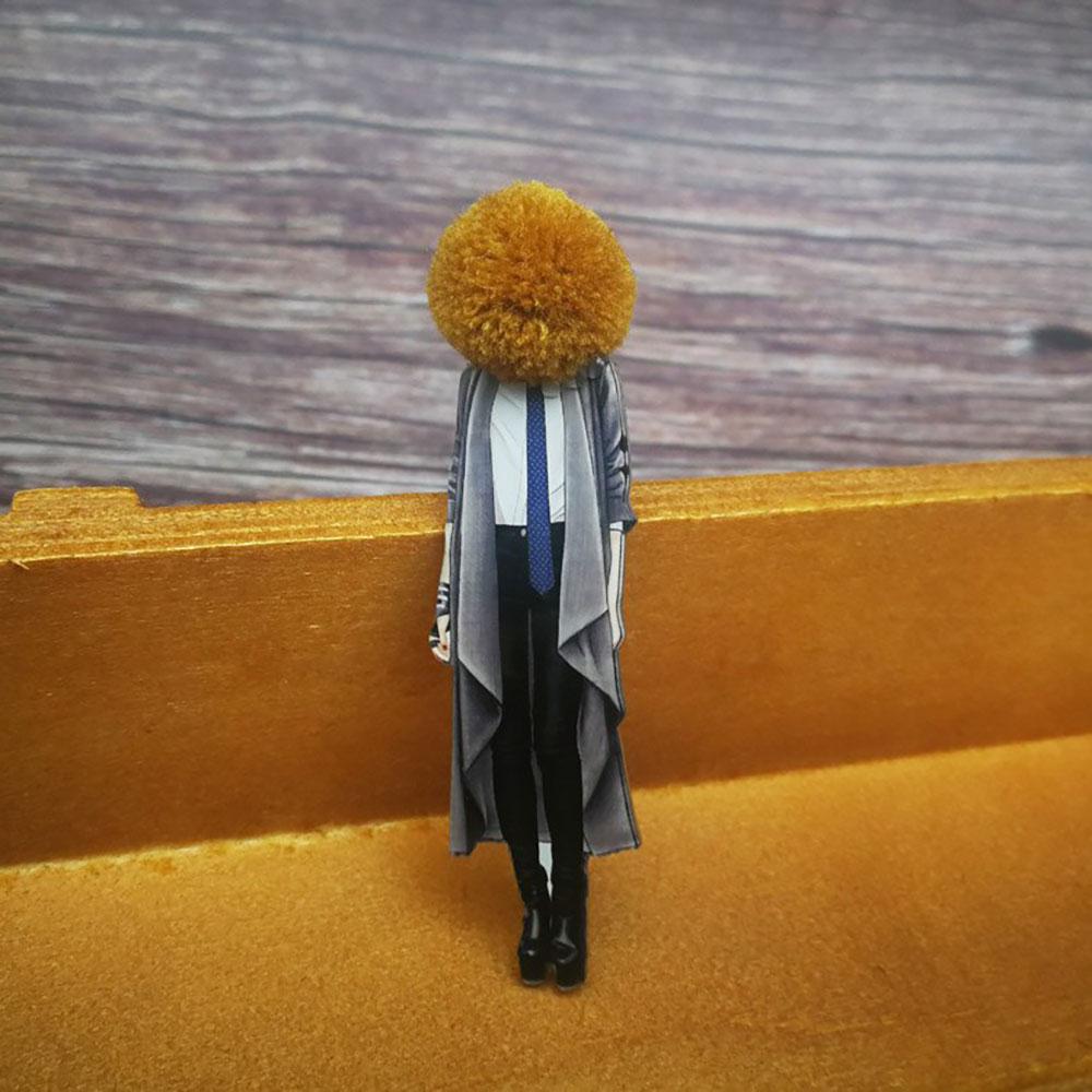 Entzückende Mädchen Cartoon Modelle Pompom Brosche Pins Zubehör