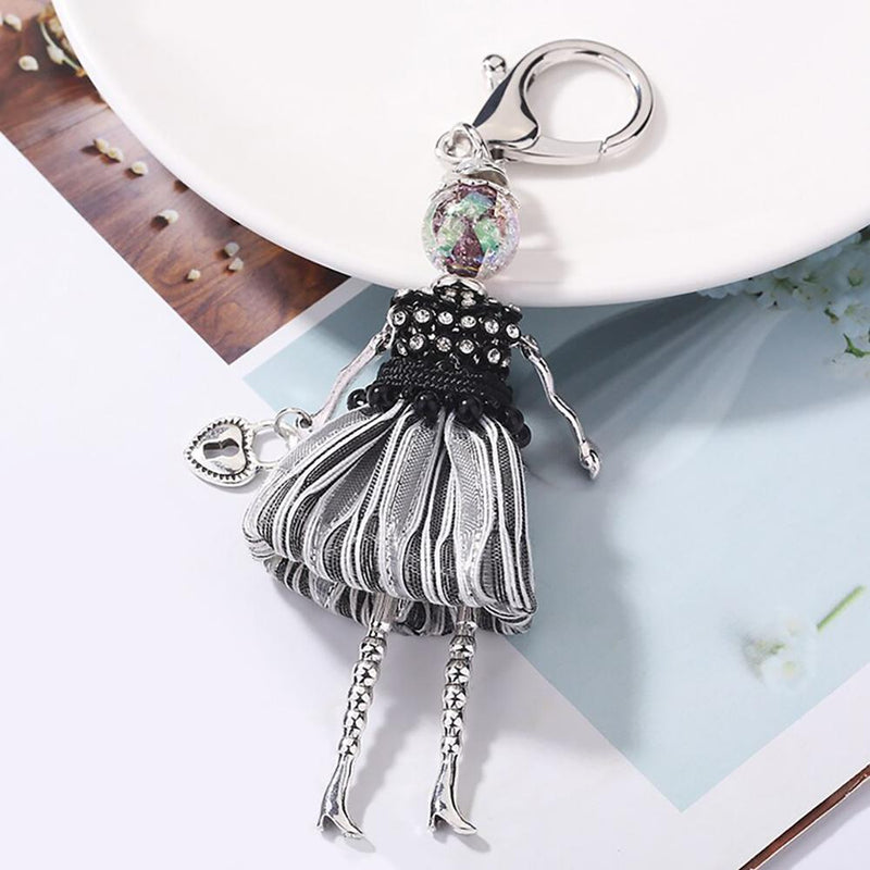 Entzückender handgemachter Puppen-Schlüsselanhänger