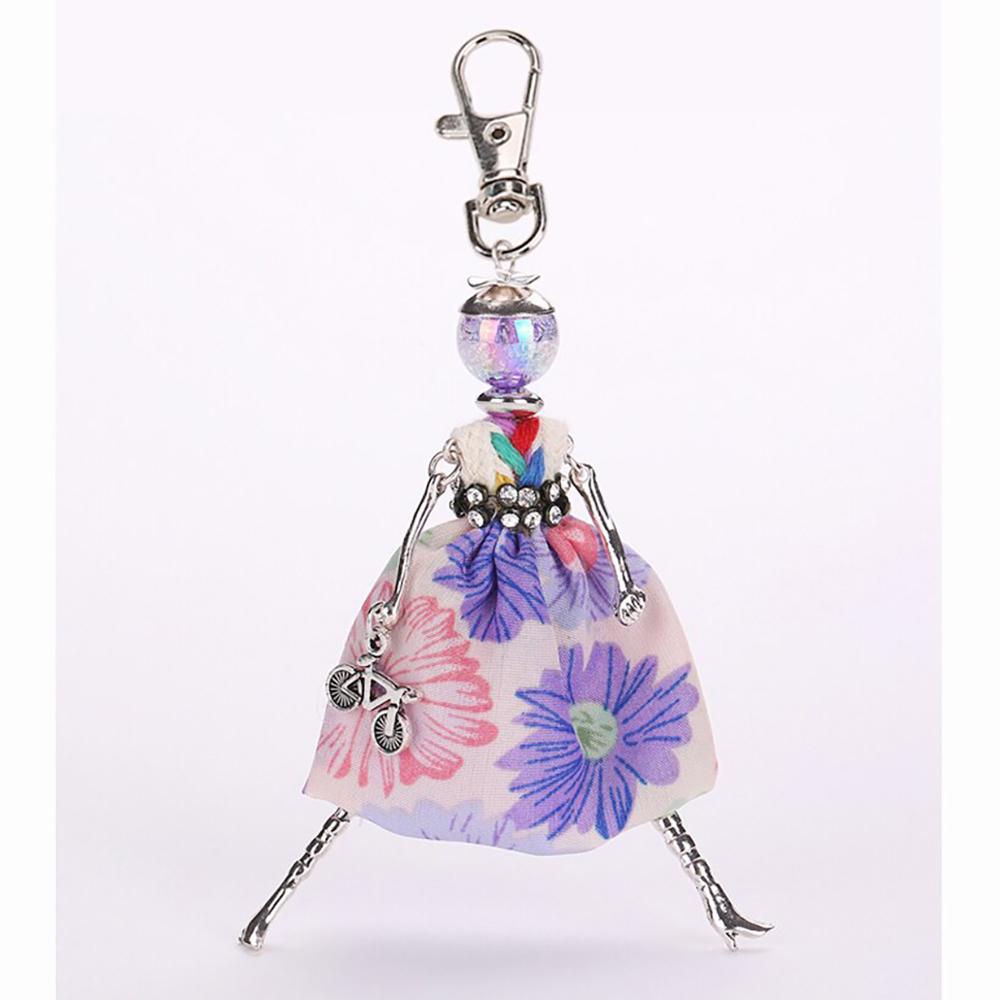 Entzückender handgemachter Puppen-Schlüsselanhänger