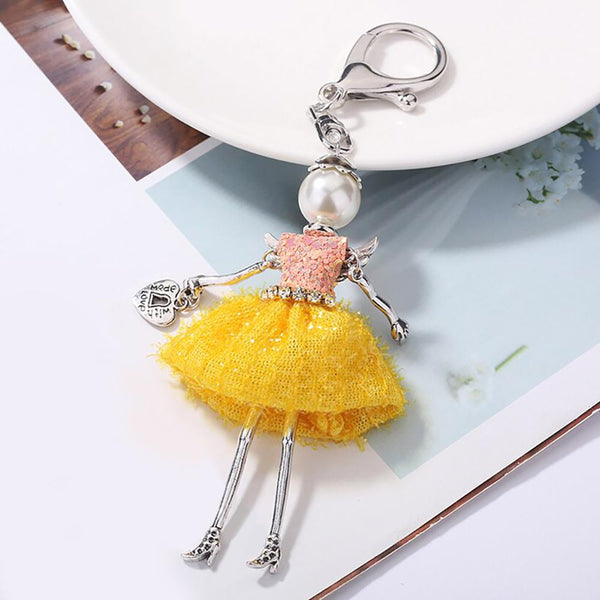 Entzückender handgemachter Puppen-Schlüsselanhänger