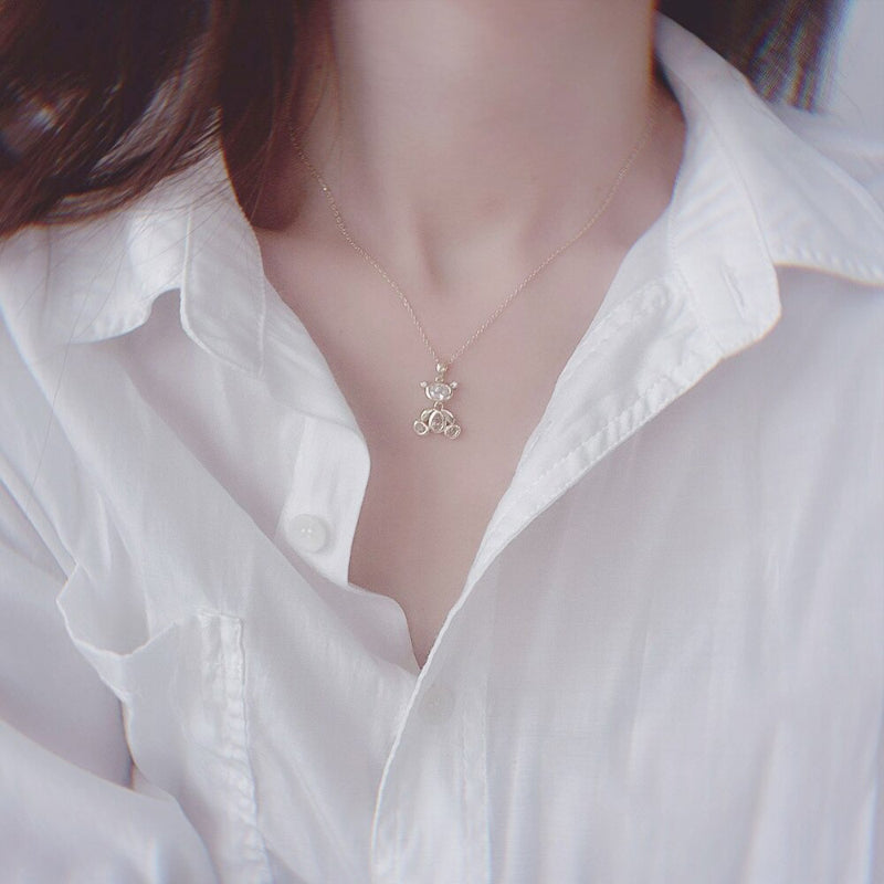 Entzückende Halsketten mit Zirkonia-Teddybär-Anhänger