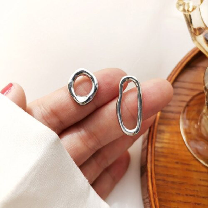 Asymmetrische geometrische, unregelmäßig geformte Statement-Ohrhänger