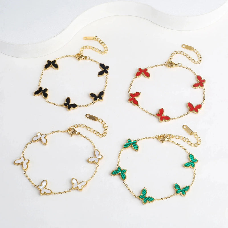 Verstellbares goldenes Schmetterlings-Charm-Armband – stilvoller, zarter Luxusschmuck