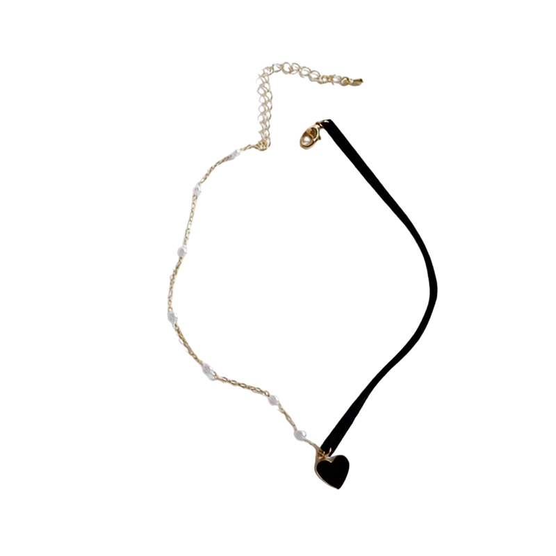 Verstellbares Samt-Halsband mit goldenem Herzanhänger – Romantisches Geschenk