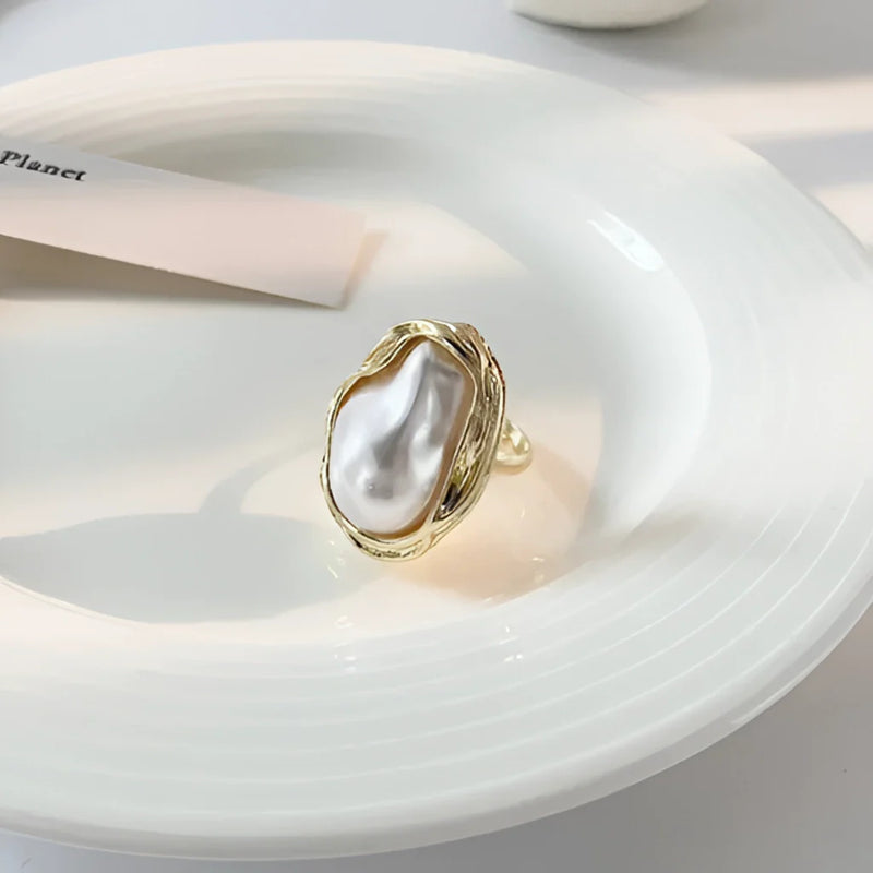 Statement-Ring mit Barockperlen – luxuriöser Cocktail-Schmuck aus Gold für Damen
