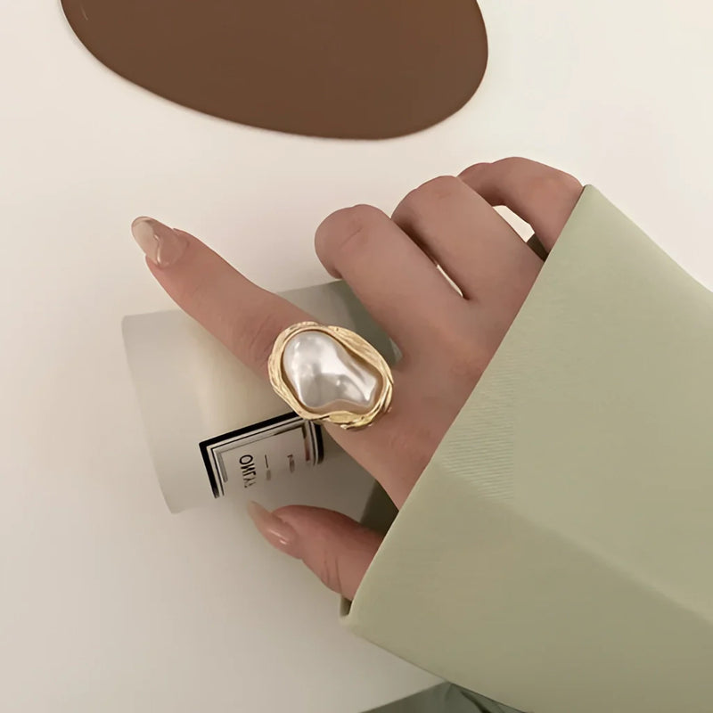 Statement-Ring mit Barockperlen – luxuriöser Cocktail-Schmuck aus Gold für Damen