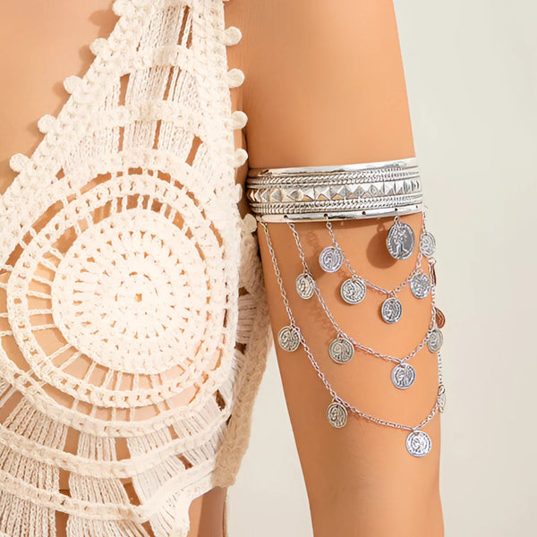 Böhmisches Festival-Armband mit Goldmünzen-Anhänger – verstellbarer Schmuck im Gypsy-Stil