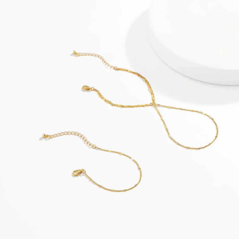 Zartes goldenes Handkettenarmband – modischer, eleganter Damenschmuck