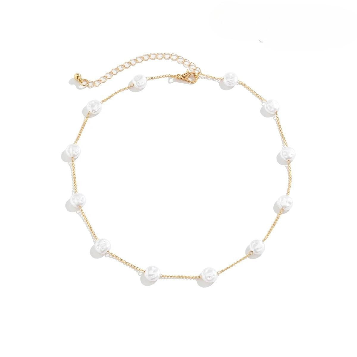 Goldkette mit Perlen