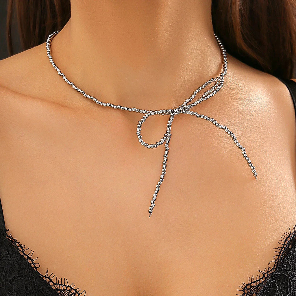 Elegantes Perlenschleifenarmband/Halskette - verstellbar, luxuriöse Abendgarderobe