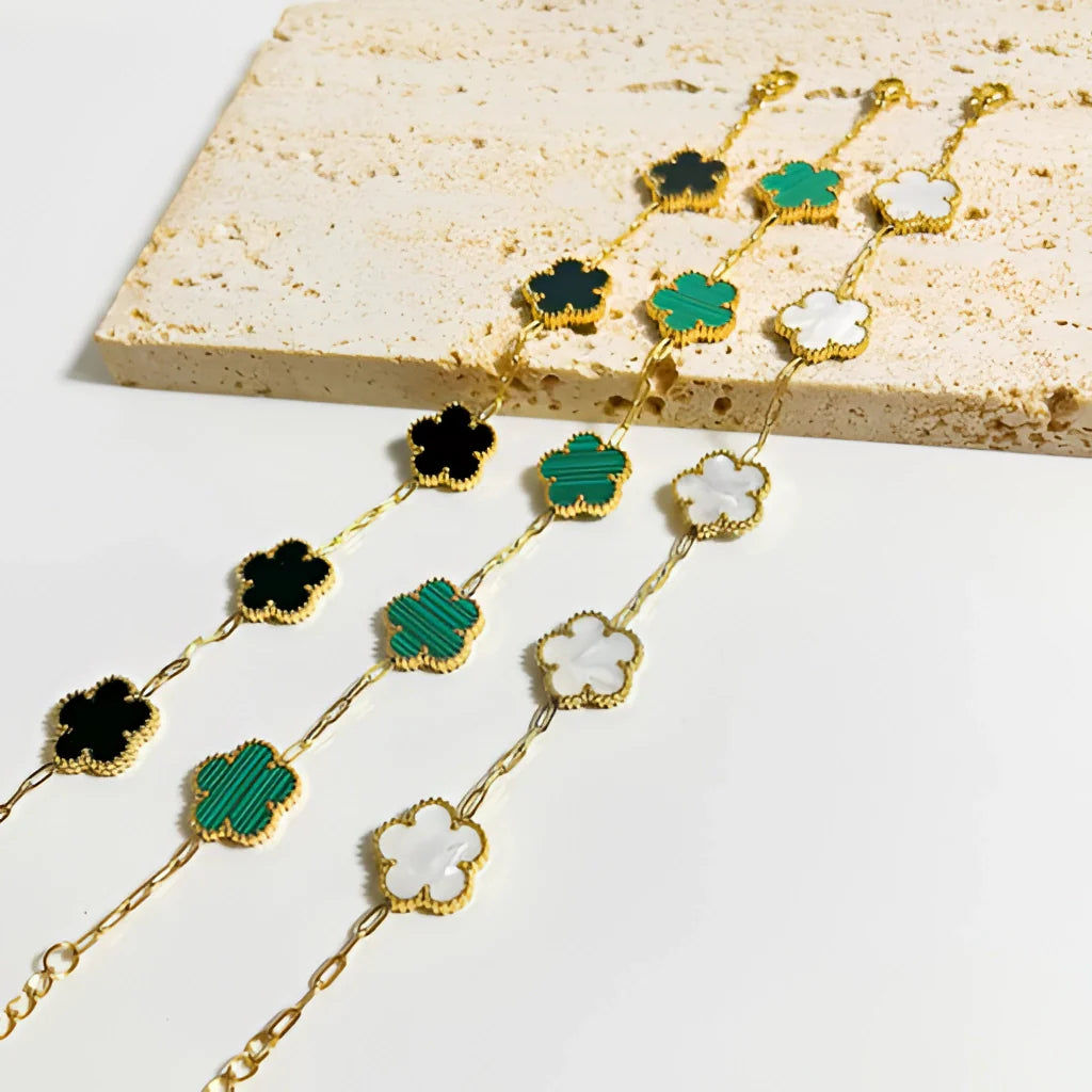 Goldenes Kleeblatt-Charm-Armband – verstellbar, trendig und einzigartige Optionen
