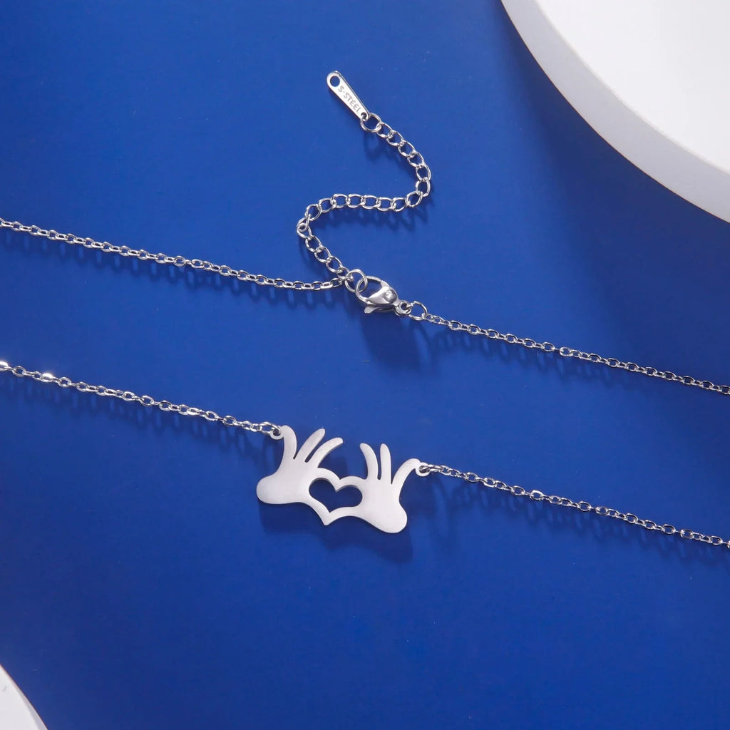 Goldene Hand-Herz-Halskette – Romantischer Liebesgesten-Anhänger für Paare