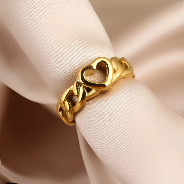 Goldener Herzkettenring | Eleganter romantischer Schmuck für Sie