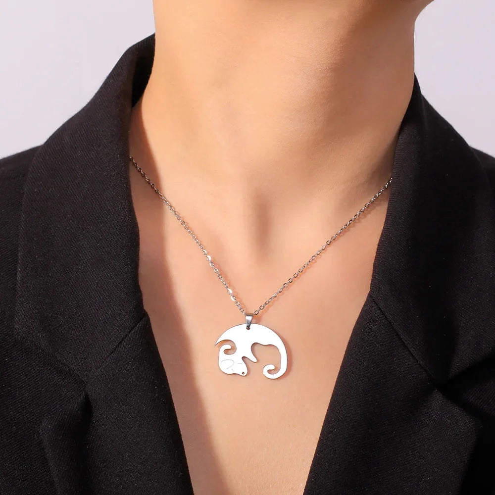 Hundeanhänger - Sternzeichen Schlangenhalskette, Strukturierter Goldanhänger