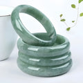 Hellgrüner Jade-Armreif - Durchscheinendes feines Jade-Armband
