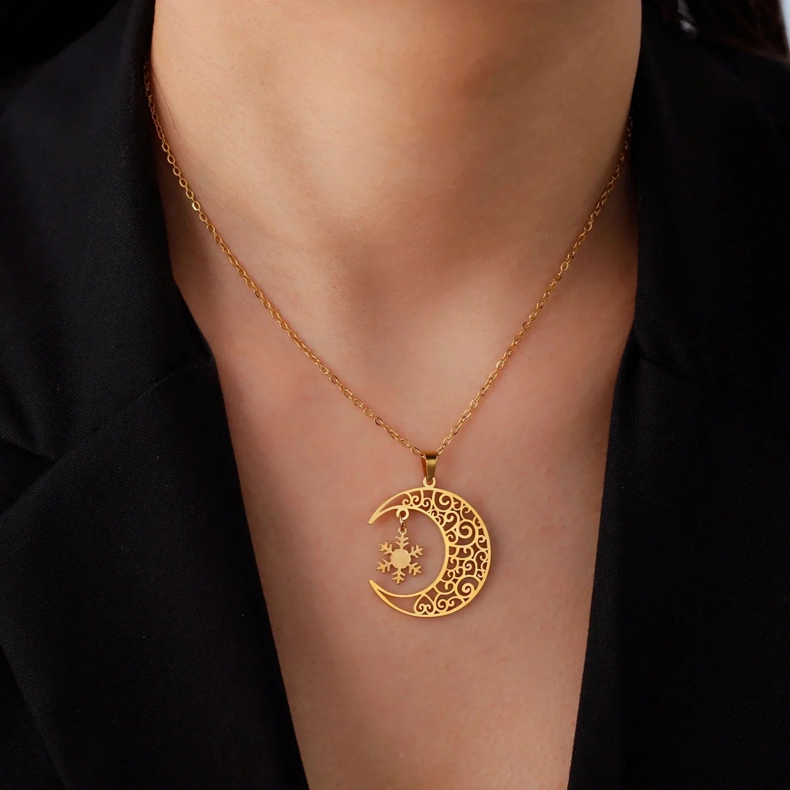 Lucktune Damen-Anhänger Halbmond und Stern, silberfarben – Himmlischer Schmuck